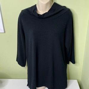 Formal quarter length sleeve loose turtle neck sweater